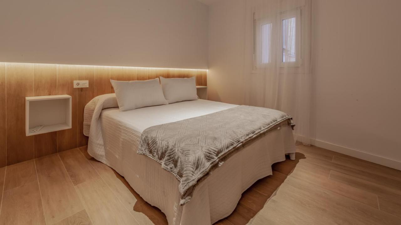 Parrapartamentos Apartamentos Turisticos Caces Esterno foto